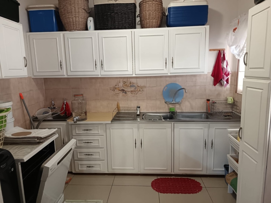 4 Bedroom Property for Sale in Royldene Northern Cape